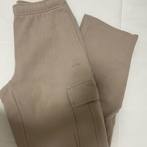 Aritzia Cozy Fleece Mega Cargo Sweatpants